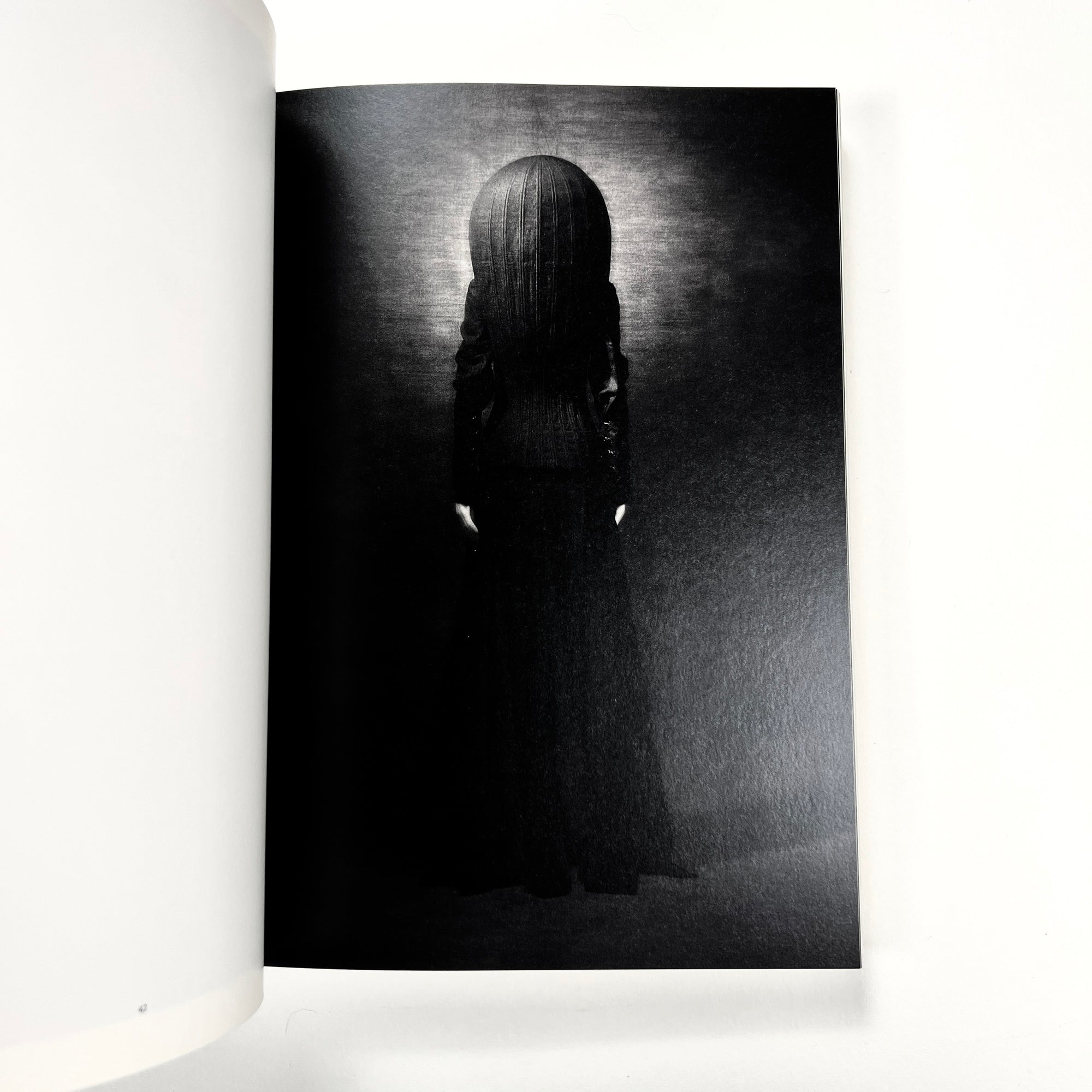 She Walks in Beauty | Olivier Theyskens